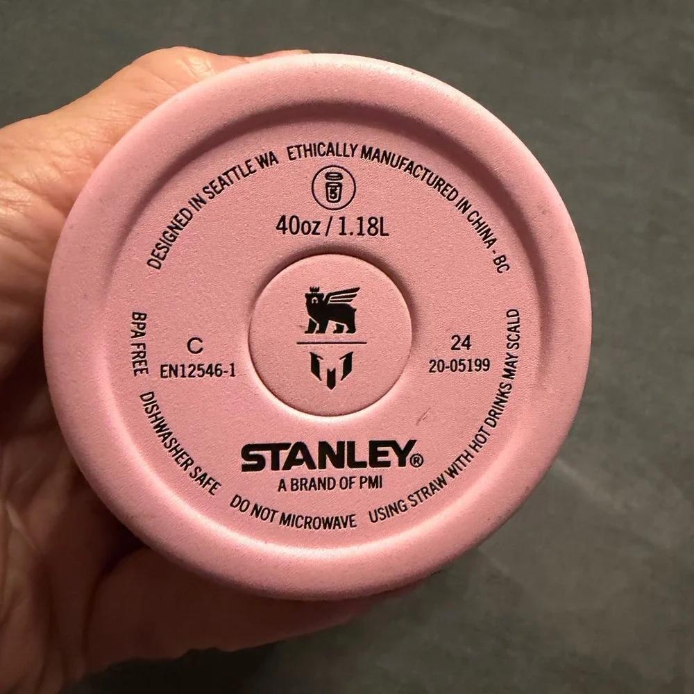 Stanley Quencher H2.0 FlowState 40oz Tumbler Pink GOAT Messi‎ Logo No Lid